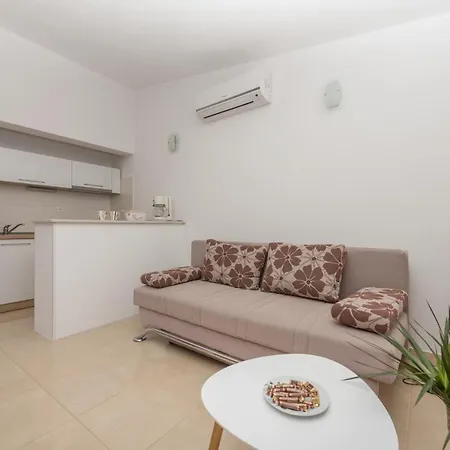 Nina Seaview Appartement *
