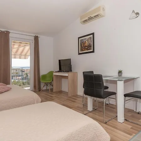 Apartment Nina Seaview *
