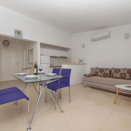 Appartement Nina Seaview *